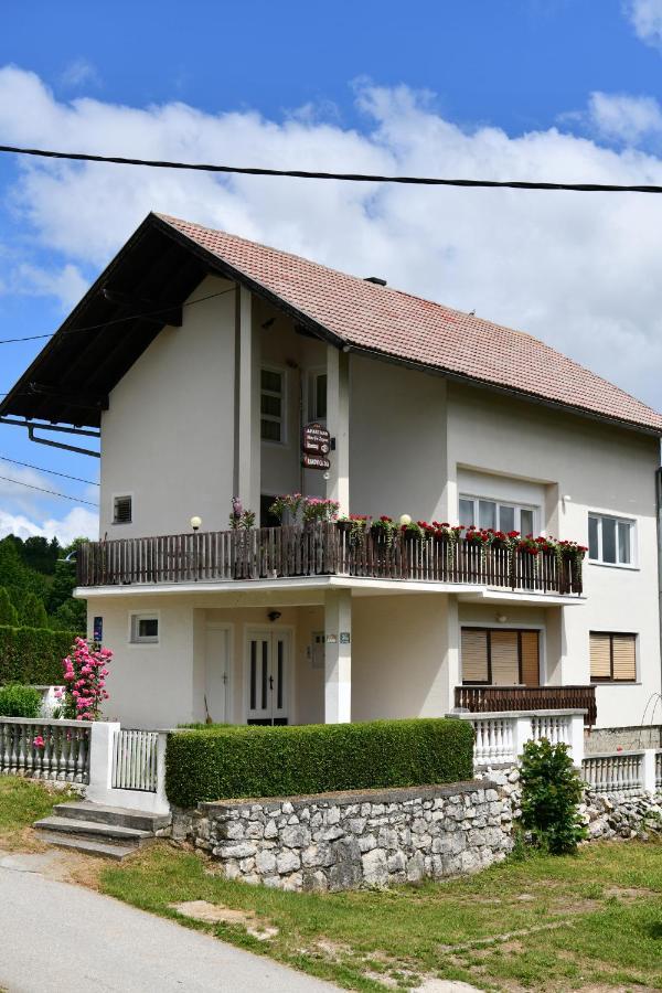 Apartment Marija Zupan ラコヴィツァ エクステリア 写真